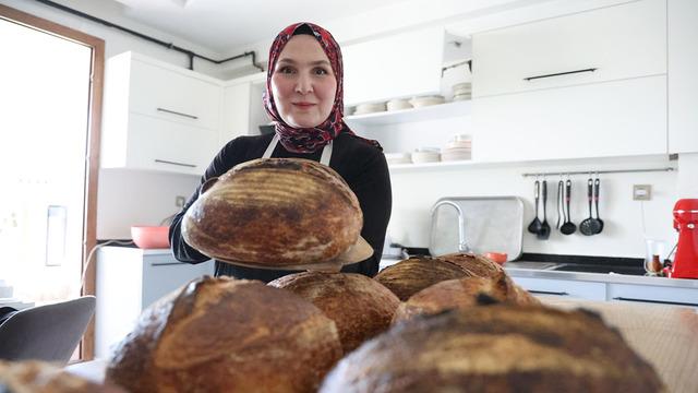 Banka yöneticiliğinden ekmek patronluğuna: Pandemide anne oldu, yaşadığı buhranı hamurla aştı: Bütün hastalıklarım iyileşti