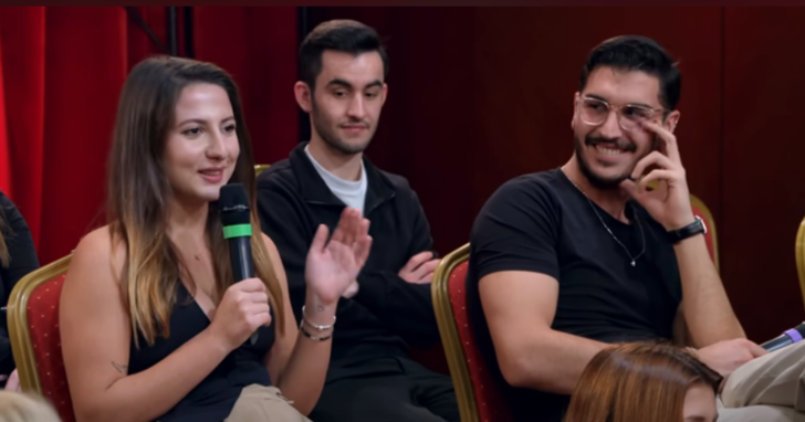 Hasan Can Kaya Disney'e hızlı bir giriş yaptı! Dekolteli konuğu görünce dayanamadı! "Pavyon mu lan burası?" G3