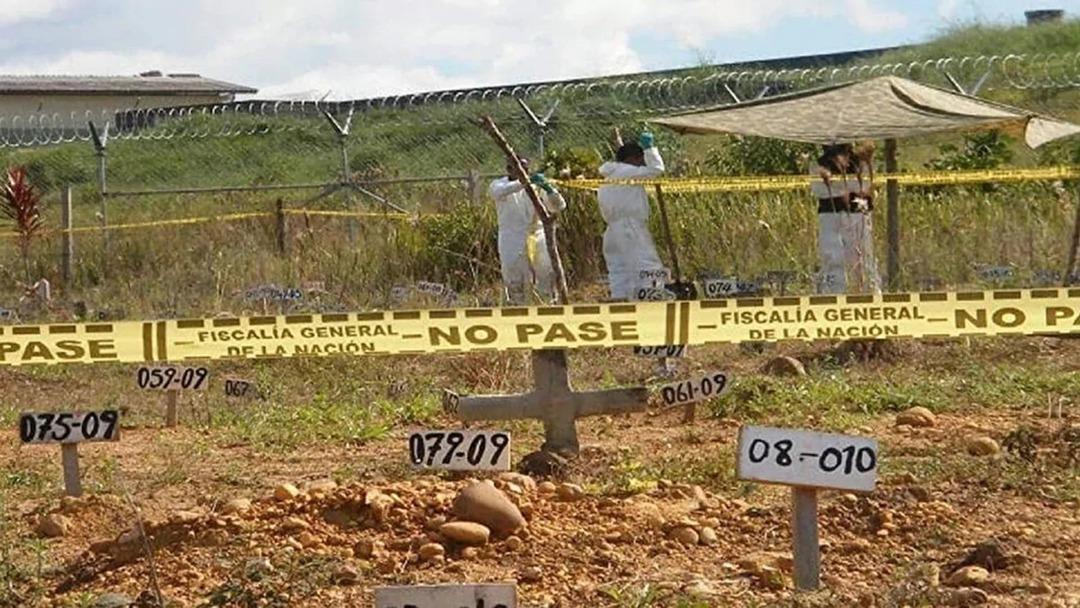 Kan donduran olay! Gizli mezarlarda 22 ceset bulundu 1