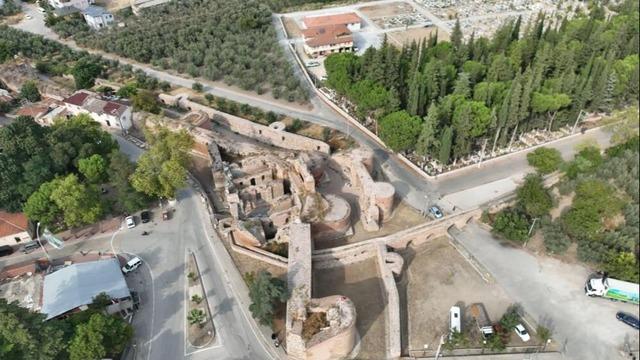 2400 yıllık sura yapılanlar isyan ettirdi! 