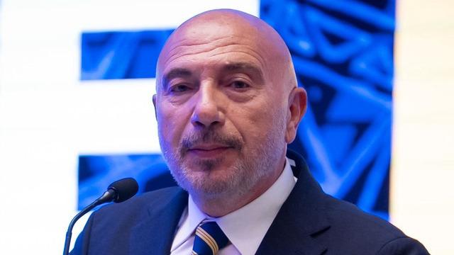 Hakan Bilal Kutlualp, başkan adaylığından çekildi!
