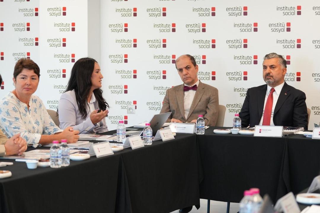 RTÜK Başkanı Şahin: “Güçlü bir toplumun en sağlam dayanağı güçlü bir ailedir” 1