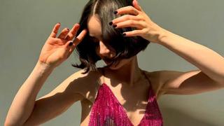 Lily Collins ince beliyle gündeme geldi! Bir bakan bir daha baktı