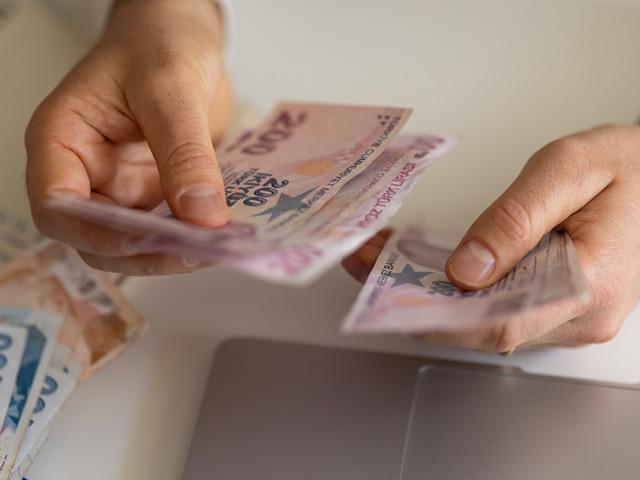 Tüm çalışanları ilgilendiriyor! Yargıtay'dan emsal karar, fazla mesai... İsa Karakaş'tan 'imzalamayın' uyarısı