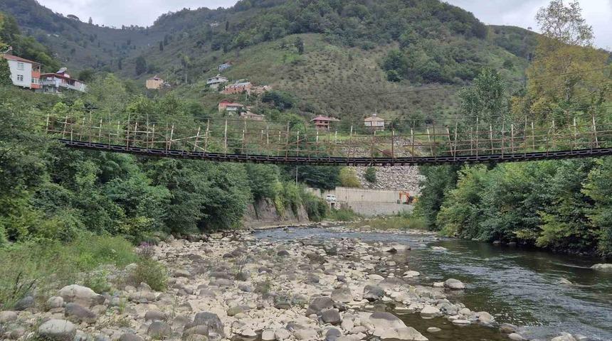 Giresun Bulancak’ta tehlikeli ahşap köprü sorunu