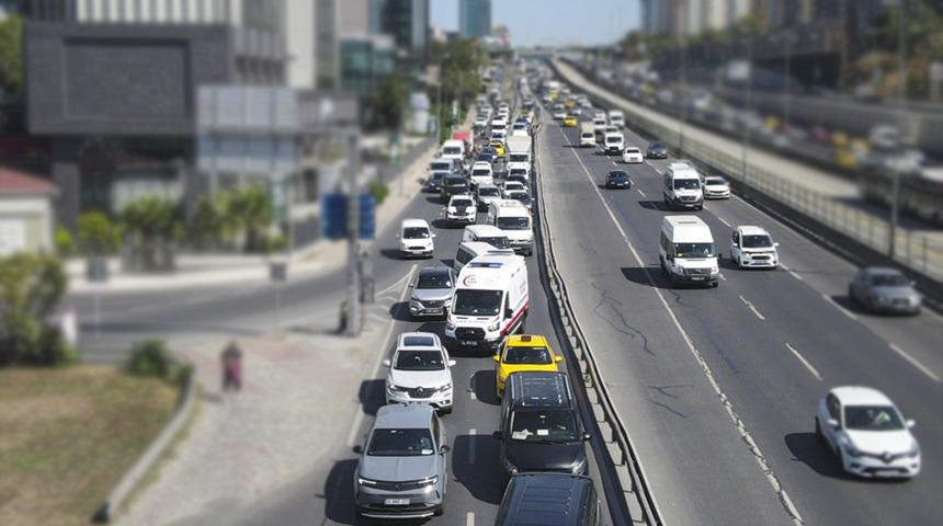 Yeni sisteme geçiliyor: Araba radyolarından bir anda yükselecek! İl Sağlık Müdürü "İstanbul'da özel bir uygulama..." diyerek duyurdu