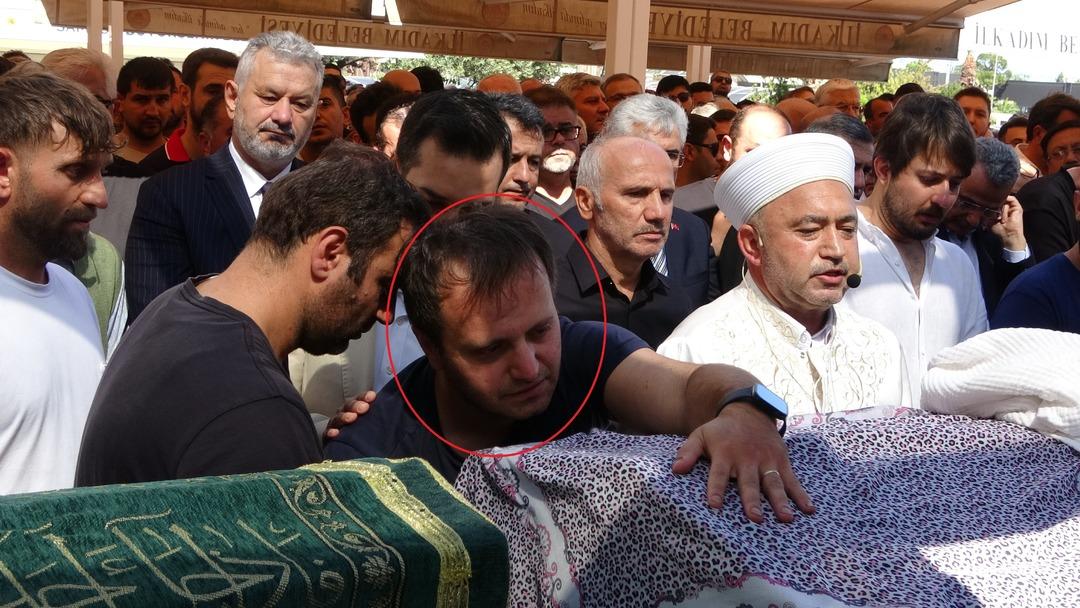 Cenazedeki en üzgün kişi oydu! Eşi ve 3 yaşındaki çocuğu ölen doktor tutuklandı... Her şeyi ortaya çıkaran mesaj 1