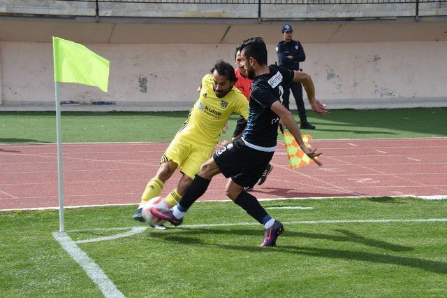 TFF 3. Lig: Tarsus İdman Yurdu: 2 - Payasspor: 0 2