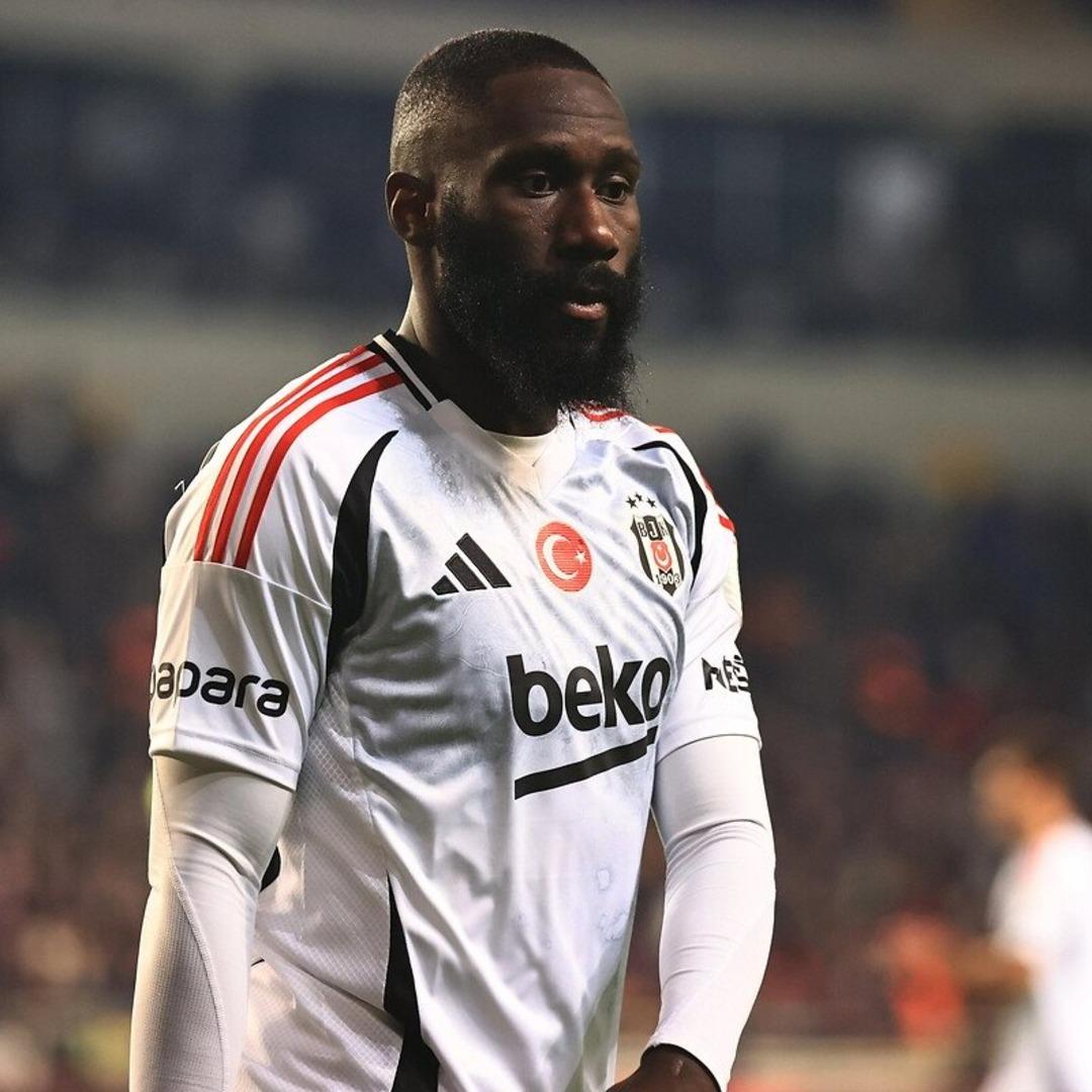 Beşiktaş ta Başkan Serdal Adalı gündeme dair açıklamalarda bulundu! Futbol A Takım Genel Koordinatörlüğü görevine Serkan Reçber in getirildiğini açıkladı! 2