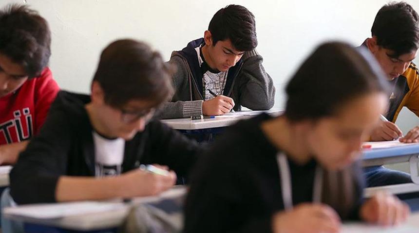 MEB duyurdu: Okullarda yeni dönem başlıyor! Ortaokul ve lise öğrencilerini ilgilendiriyor