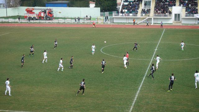 SBS İnşaat Kırklarelispor - Nazilli Belediyespor: 0-0