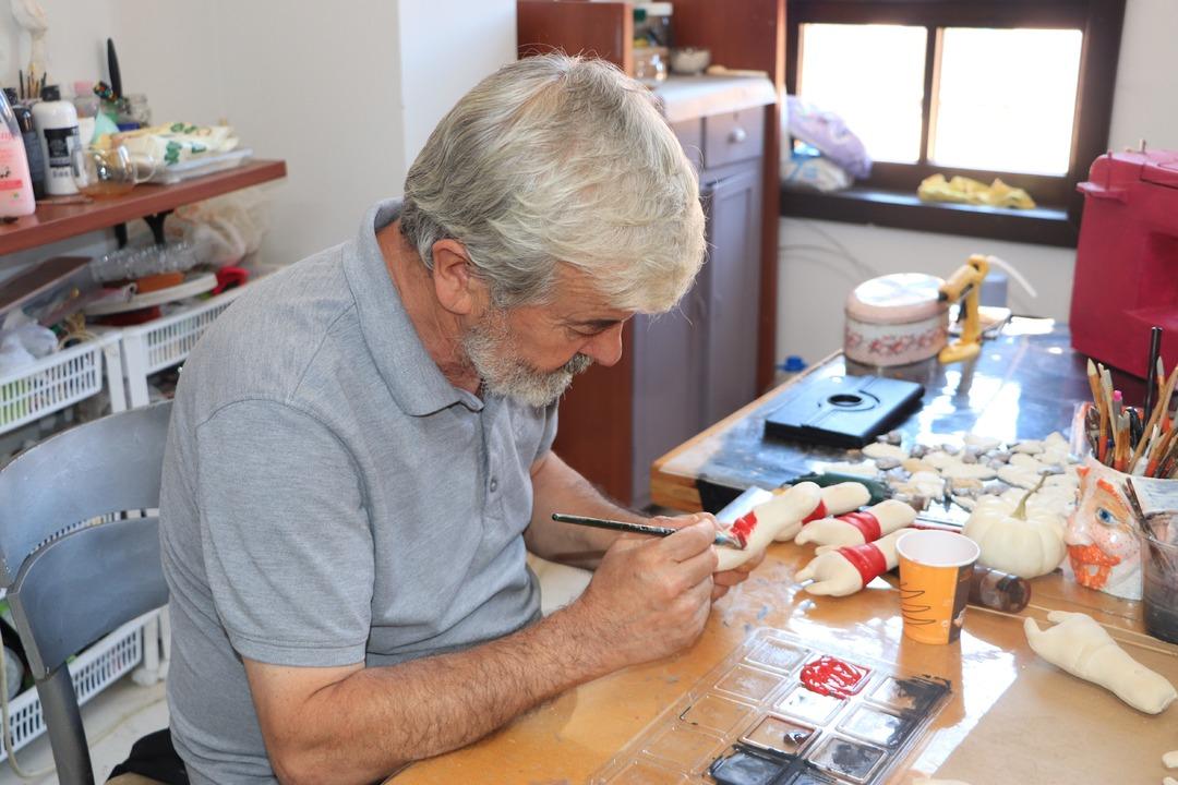 Emekli olunca başladı! Günde 40 tane yapıyorlar... Aynısından bir tane daha yok 3