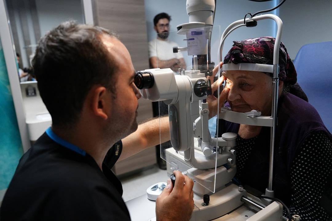 Yıllar sonra aydınlığa kavuşan kadın! İki gözünden de umudu kesmişti: "Yeniden hayat verdiler" 3