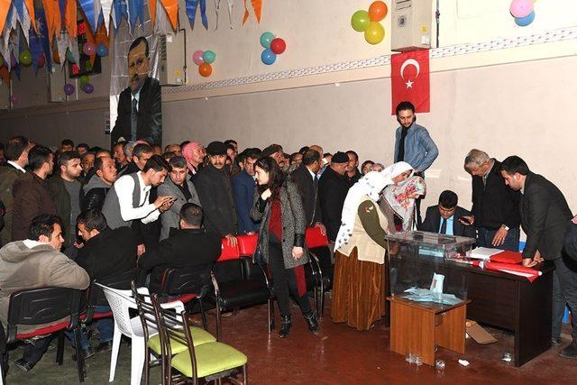 AK Parti &Ccedil;atak İl&ccedil;e Başkanlığına Babur se&ccedil;ildi 1