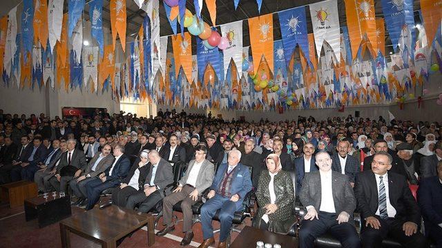 AK Parti Çatak İlçe Başkanlığına Babur seçildi