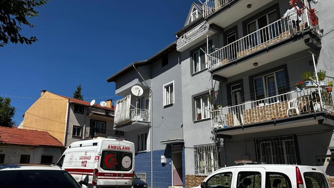 Uşak ta sır ölüm! Cansız bedenini annesi buldu 1