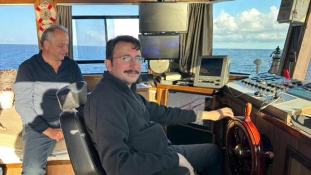 Amasra Kaymakamı balıkçılarla denize açıldı! Bize ayrı bir mutluluk veriyor