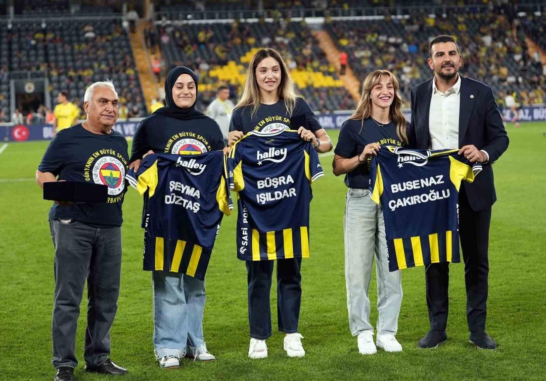 Fenerbahçe ye Kadıköy de soğuk duş! Alanyaspor karşısında uzatmalarda 3 puan kaçtı 2