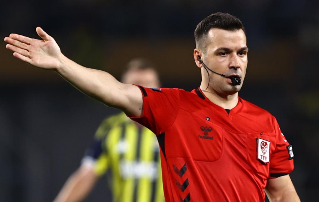 Ali Koç tan maç sonrası zehir zemberek açıklama! "Tüm Türkiye Ferhat Gündoğdu nun kim olduğunu görecek, intikam alacağız!" 1