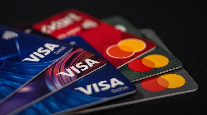 Merkez Bankası duyurdu: Kredi kartı faiz oranlarına düzenleme geldi