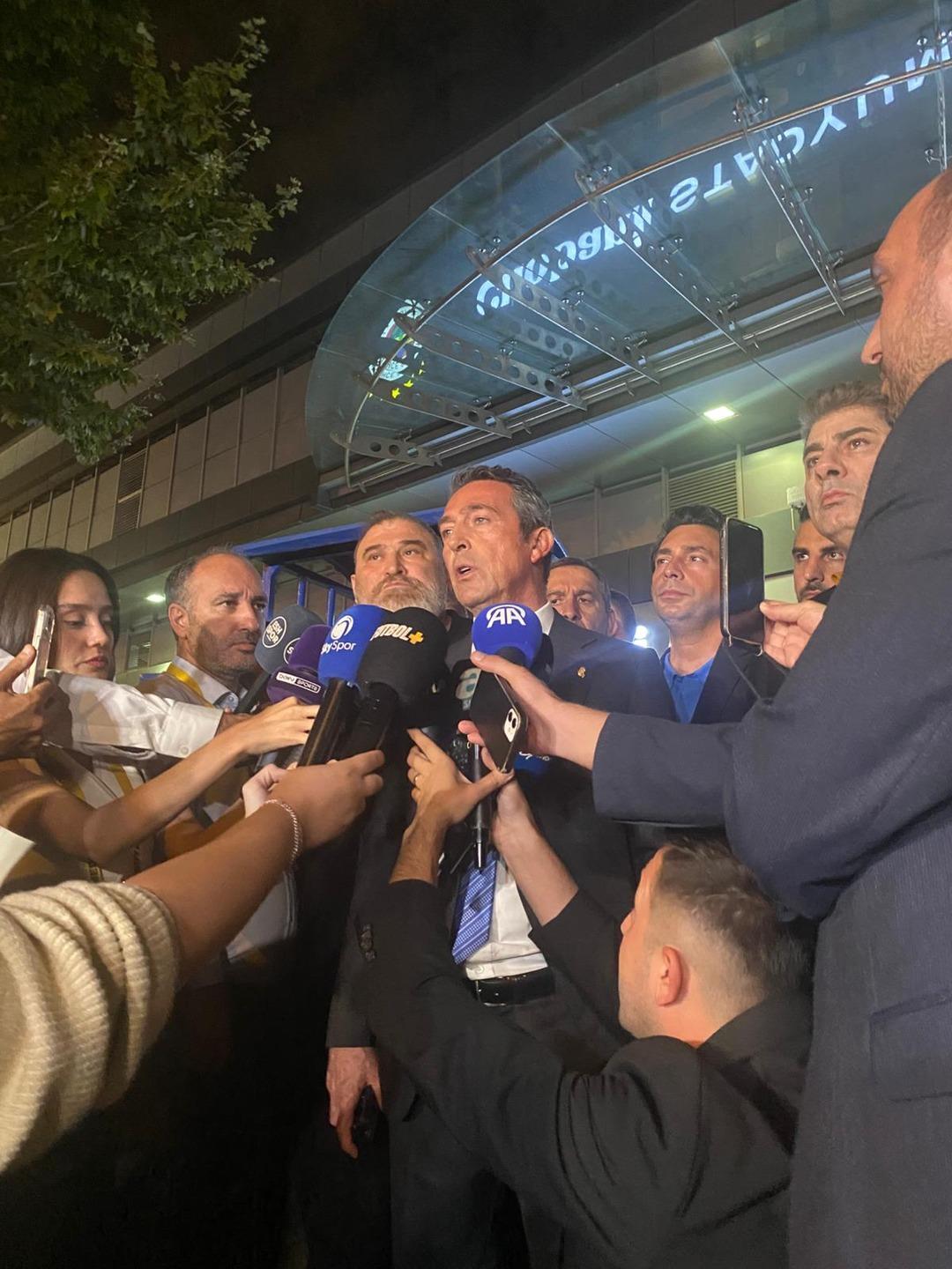 Başkan Ali Koç maç sonunda demediğini bırakmamıştı! Fenerbahçe den gece yarısı olay yaratan karar 1