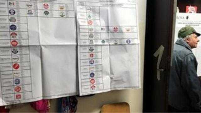 İtalya'da sandık çıkış anketlerine göre seçimlerden 'koalisyon' çıktı