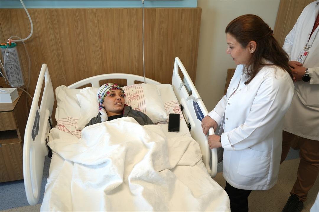 6 aydır aralıksız hıçkırıyordu! Aylarca tanı konulamadı! Hıçkıran kadın sonunda sağlığına kavuştu: "ilk kez yaptığımız bir tedavi yöntemiydi" 5