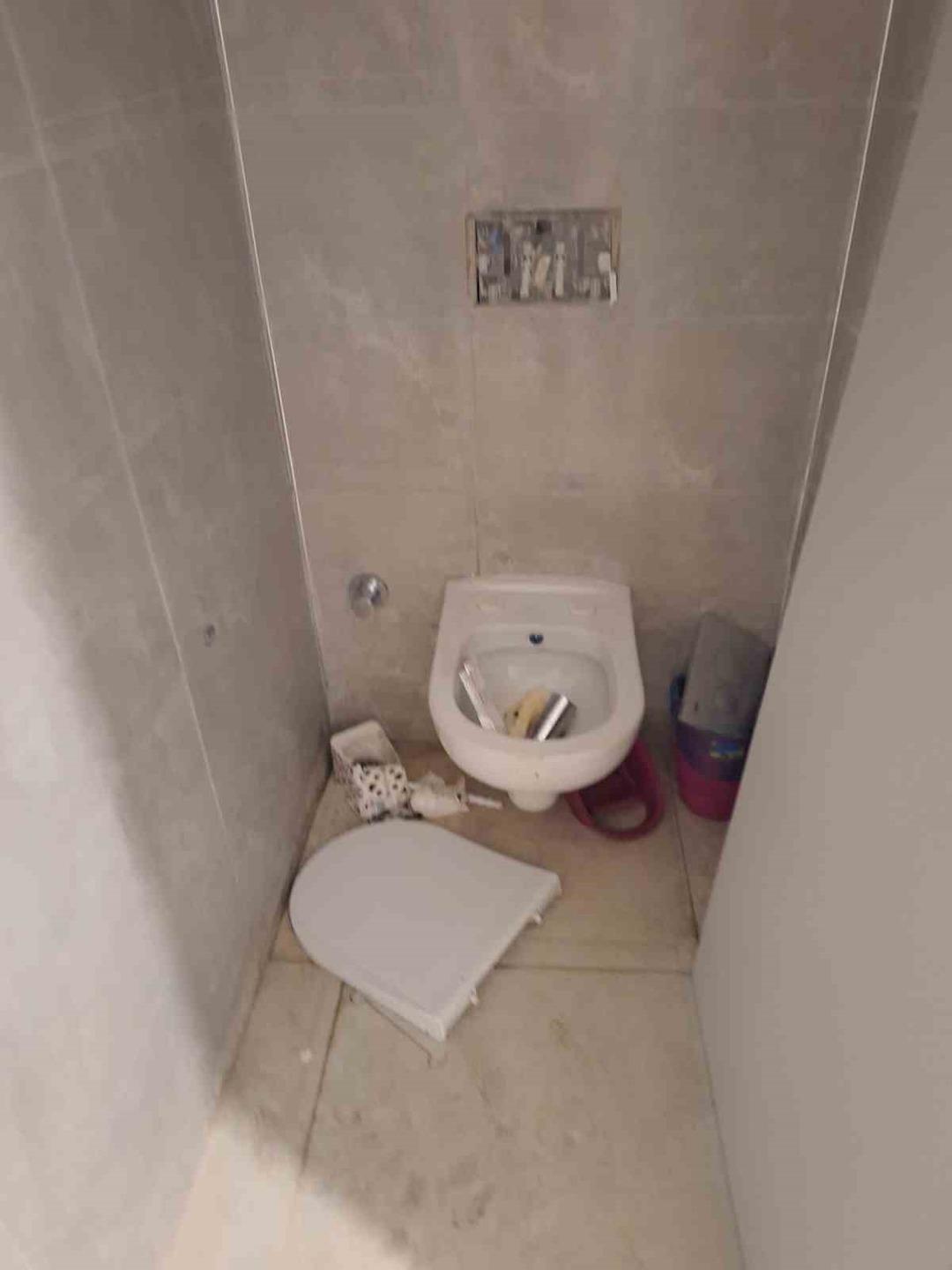 Yenilen takımın taraftarı yeni stadyuma böyle zarar verdi 6