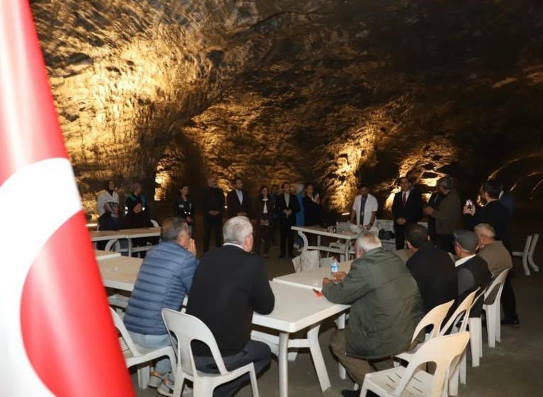 Hititler den kalma mağarada terapi: Yerin 150 metre altında şifa arıyorlar... 1