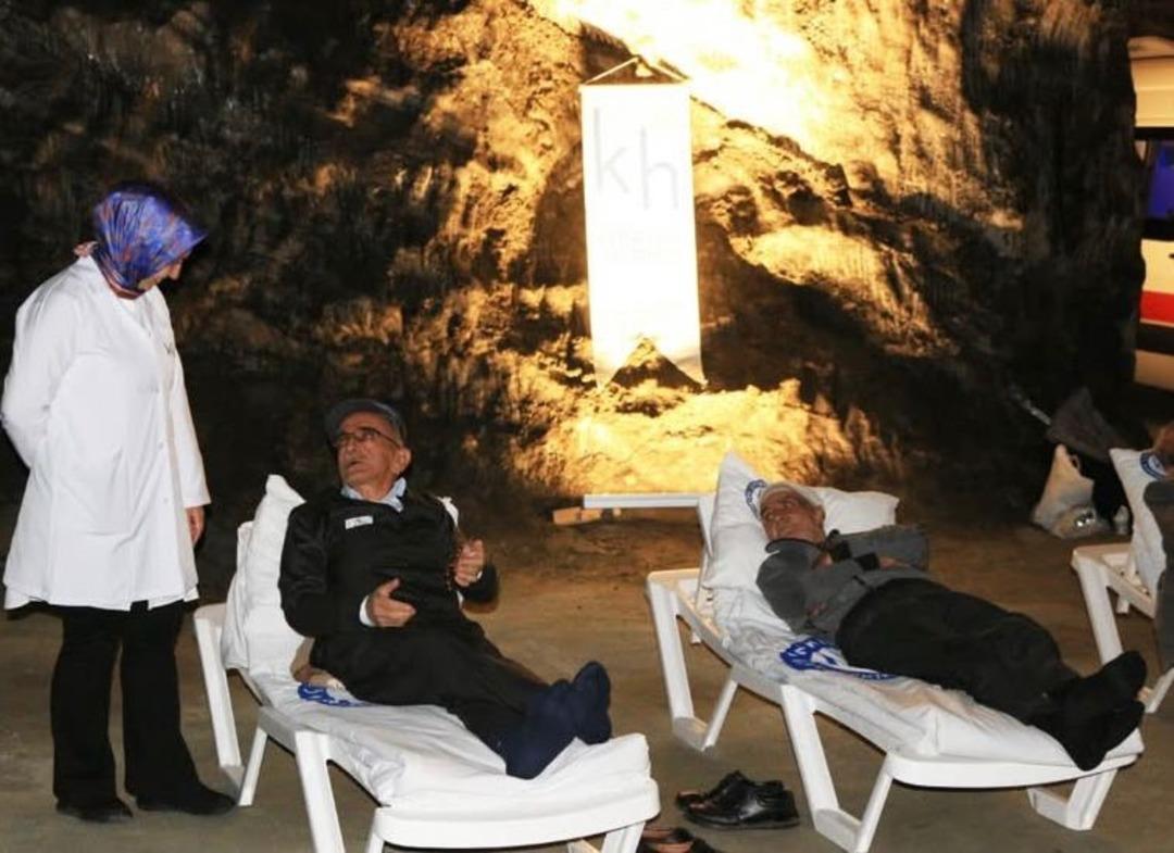 Hititler den kalma mağarada terapi: Yerin 150 metre altında şifa arıyorlar... 3