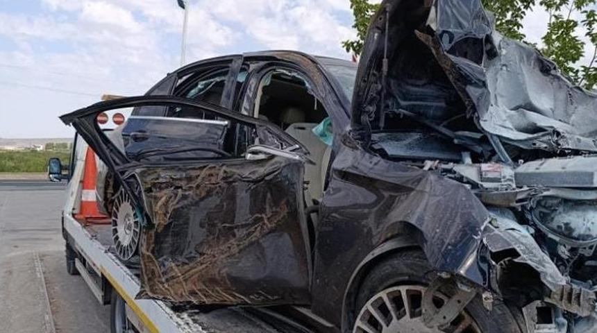 Hilvan yolunda trafik kazası: 1 ölü, 2 yaralı