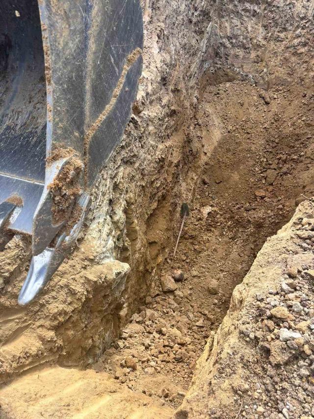 Kuyu açmaya çalışan iki çiftçi toprak altında kalıp vefat etti 4