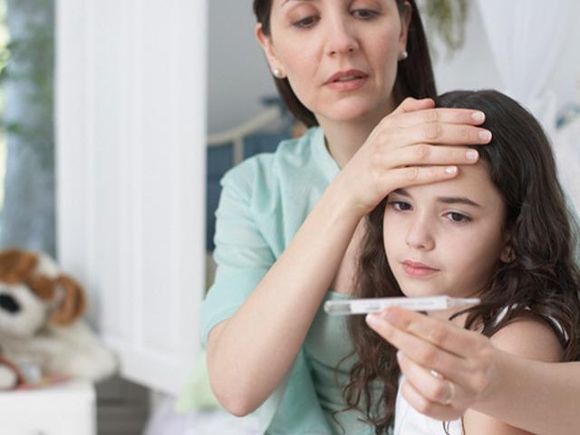 Çocuklarda en sık görülen 5 hastalık! Okullar açıldı, hastalıklar arttı: Uzmandan ailelere önemli uyarılar...