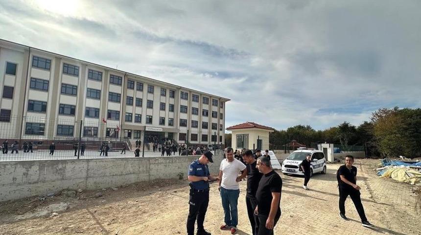 Polis ve jandarma okul çevresinde denetimlerini sıklaştırdı