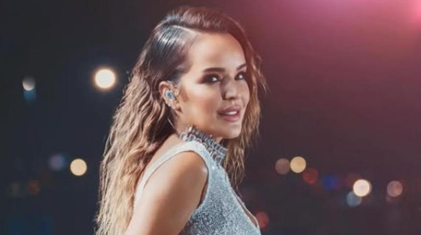 Yüzündeki değişim dikkat çekmişti! Bengü'den dolgu botoks iddialarına videolu yanıt 