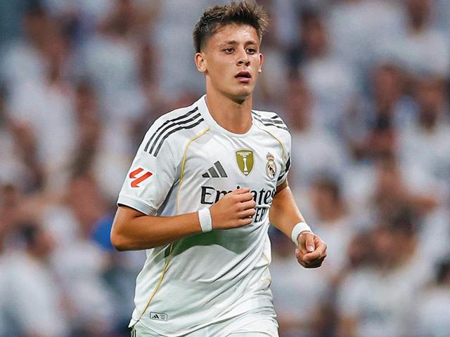 Real Madrid'in yıldız oyuncusu Arda Güler'e çılgın teklif! İspanyol devinde başkan Florentino Perez olaya el attı...