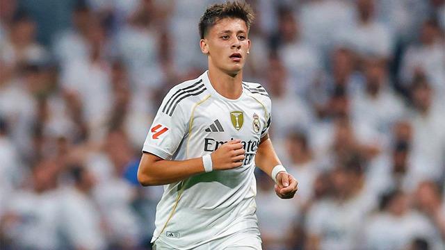 Real Madrid'in yıldız oyuncusu Arda Güler'e çılgın teklif! İspanyol devinde başkan Florentino Perez olaya el attı...