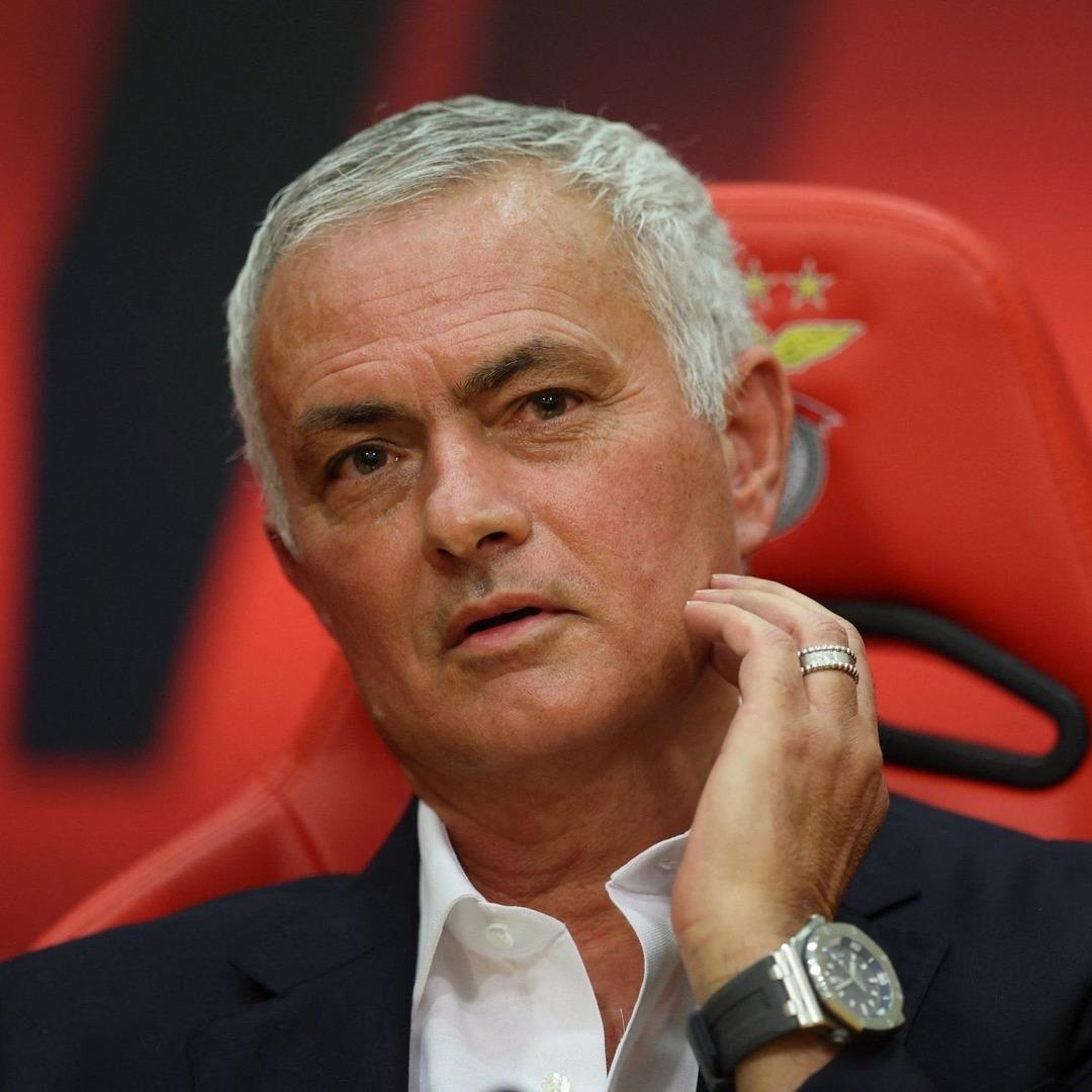 Fenerbahçe den ayrılan ve Benfica ya imza atan Jose Mourinho dan olay yaratacak sözler! "Fenerbahçe’ye gitmekle hata yaptım...   7