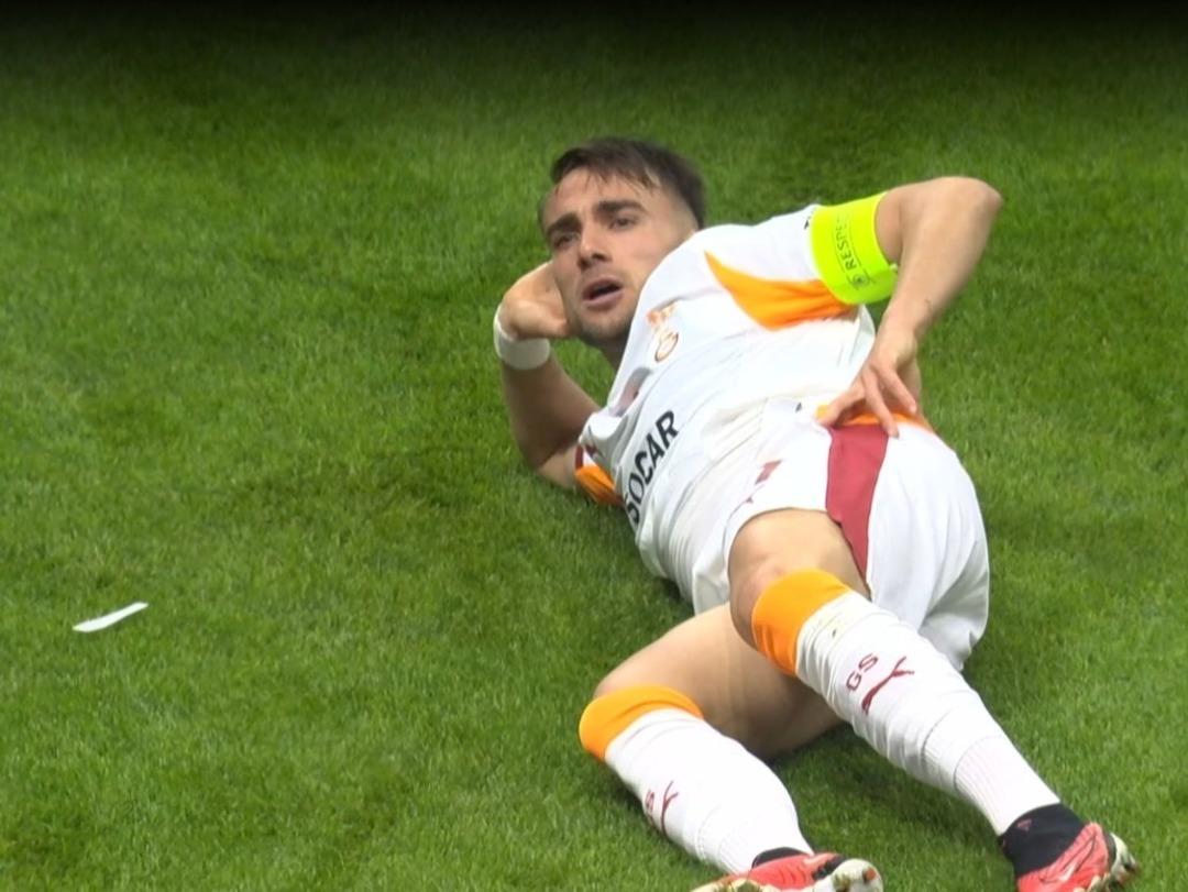 Galatasaray Şampiyonlar Ligi ilk maçında Frankfurt a 5-1 mağlup oldu! Almanya da kabus gibi gece... 2