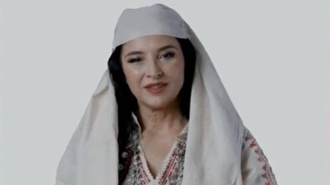 Yapay zeka bakanı Diella mecliste konuştu, vekiller çıldırdı! Anayasa fırlatıldı 1