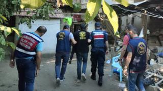 Denizli'de torun dehşeti! 94 yaşındaki babaannesini piknik tüpüyle döve döve öldürdü