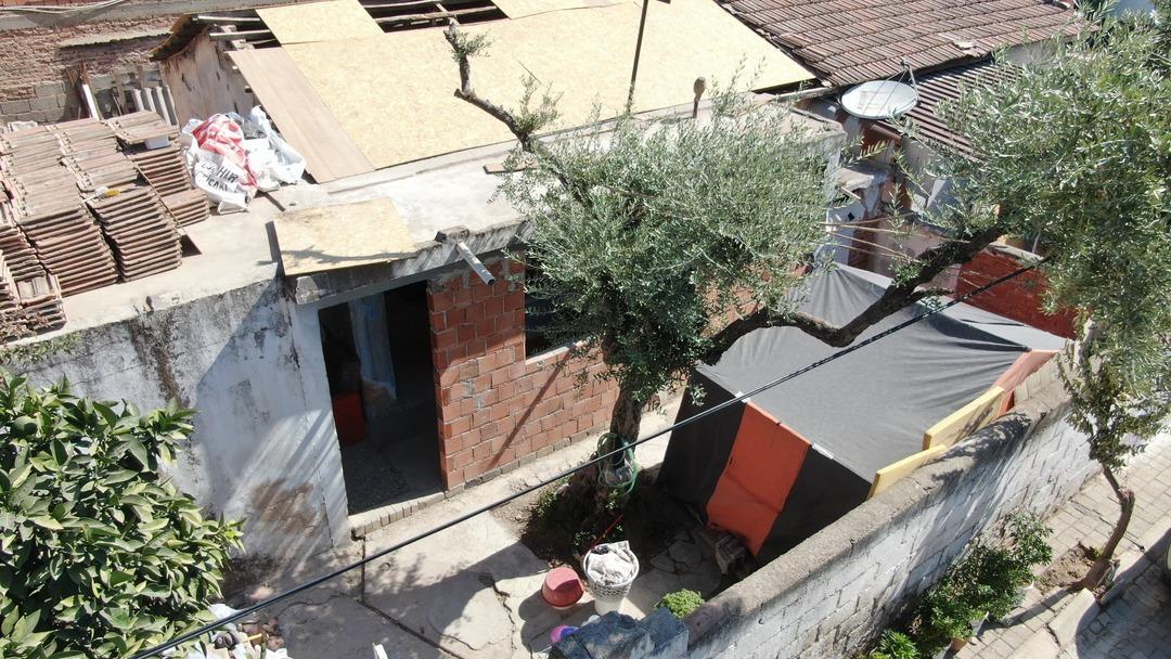 62 yaşındaki kadın çadırda yaşam mücadelesi veriyor: "Bir çatım olsun yeter” 3