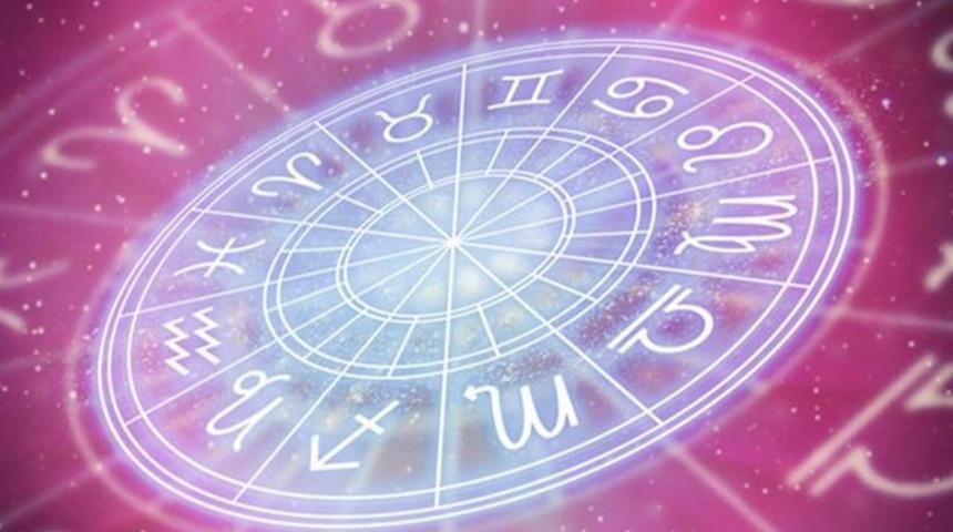 16 Ekim'de yıldızlar ne söylüyor? Tarot kartları aşk ve ilişkilerde yol gösteriyor