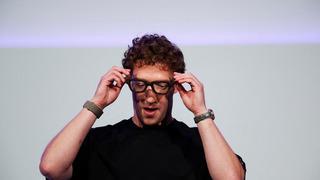Mark Zuckerberg'den dikkat çeken hamle: Yapay zeka destekli ve ekranlı Meta Ray-Ban gözlükler tanıtıldı
