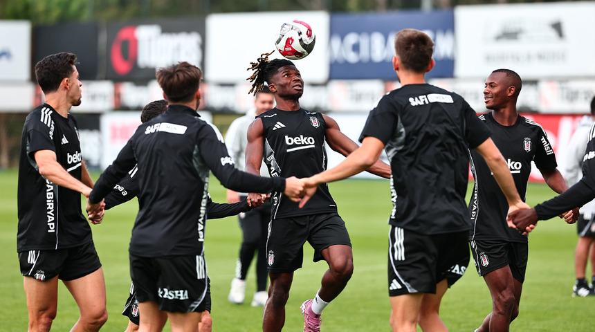 Beşiktaş Süper Lig'de Göztepe deplasmanında konuk olurken, takımda 3 eksik bulunuyor!