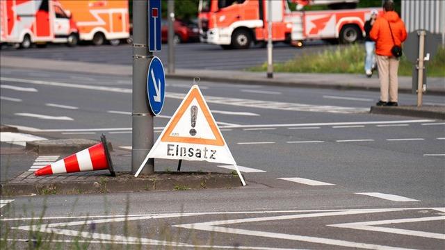 Almanya'da bomba alarmı! 10 bin kişi tahliye edildi: 12 saat boyunca hayat durdu