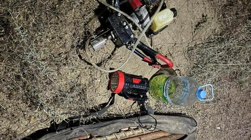 Kaçak kazı yapan 2 kişiye jandarmadan suçüstü