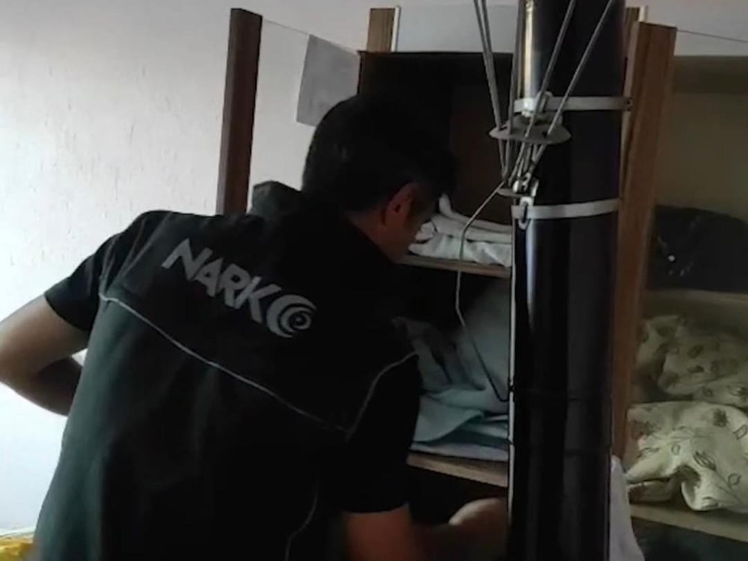 Uşak ve Kars ta uyuşturucu operasyonu: 7 tutuklama 1