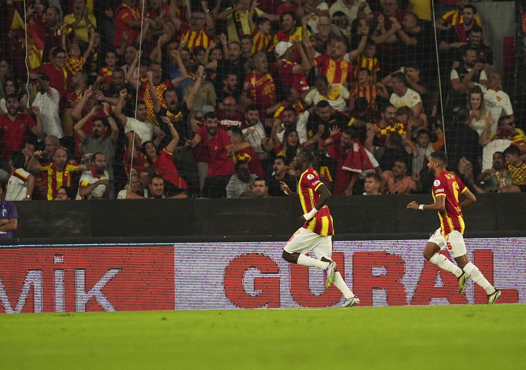 Göztepe den Beşiktaş karşısında 14 yıl sonra bir ilk!  2