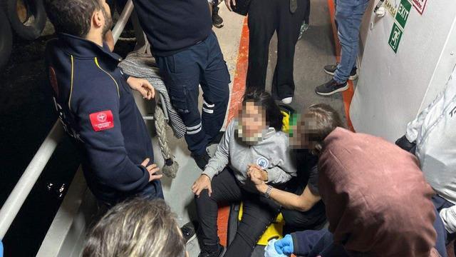 İstanbul Boğazı'nda panik anları!  Beşiktaş - Üsküdar motoru, kuru yük gemisi ile çarpıştı: 12 yaralı